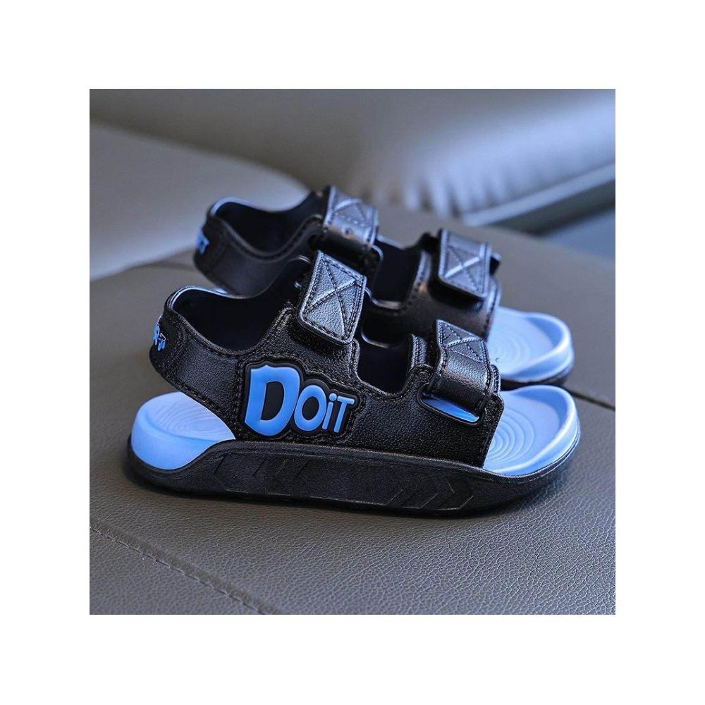 Children s sandals are suitable for wet water and anti slip Boys beach shoes are cool and fashionable 2024 summer new item image 2