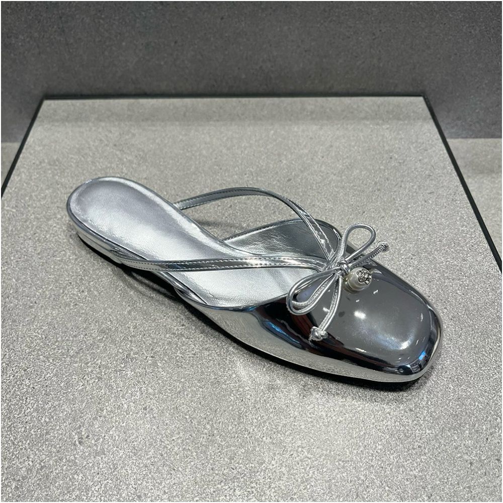 CHONGER u0026KAMEI25 Summer New Butterfly Knot Pearl Mill Shoes Women s Bag Head Half Slippers Low Heel Sandals