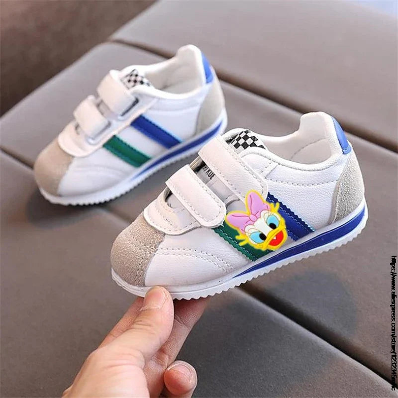 Kids Sport Shoes Mickey Minnie Shoes Girls Sneakers Tenis Infanti Breathable Antislip Children Duck Shoes Chaussure Enfant