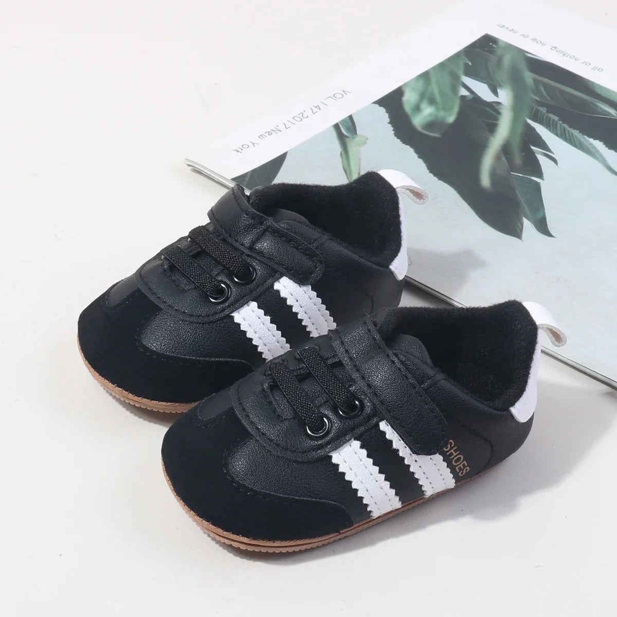 2025 New Style Baby Boys And Girls First Walkers Shoes Classic Striped Anti Slip Sole Soft for Toddlers