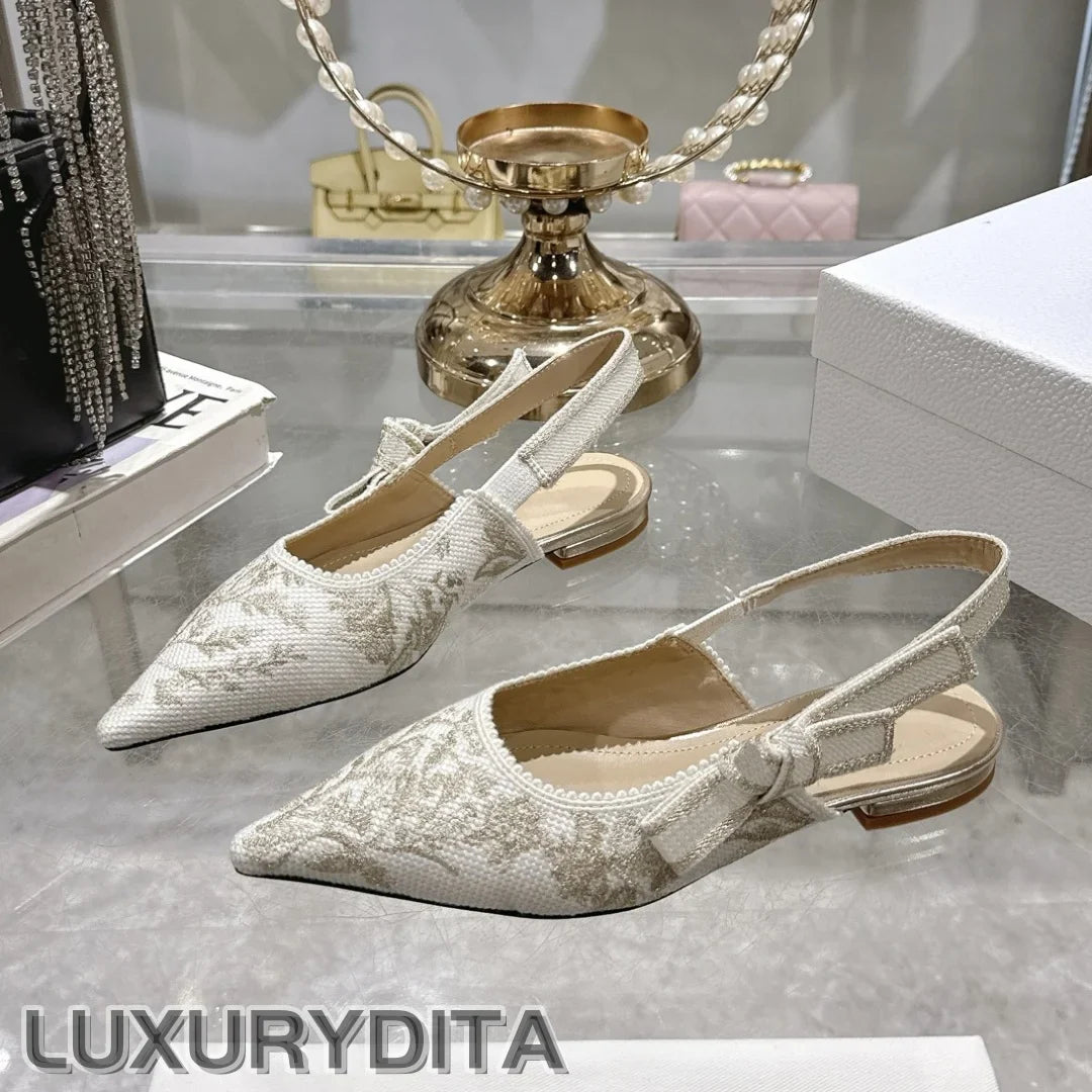 Top Quality Luxury Womens Sandal Casual Lace Flat Fashion Embroidered Muller Shoes Designer Silk Leather Soled High Heel S0537