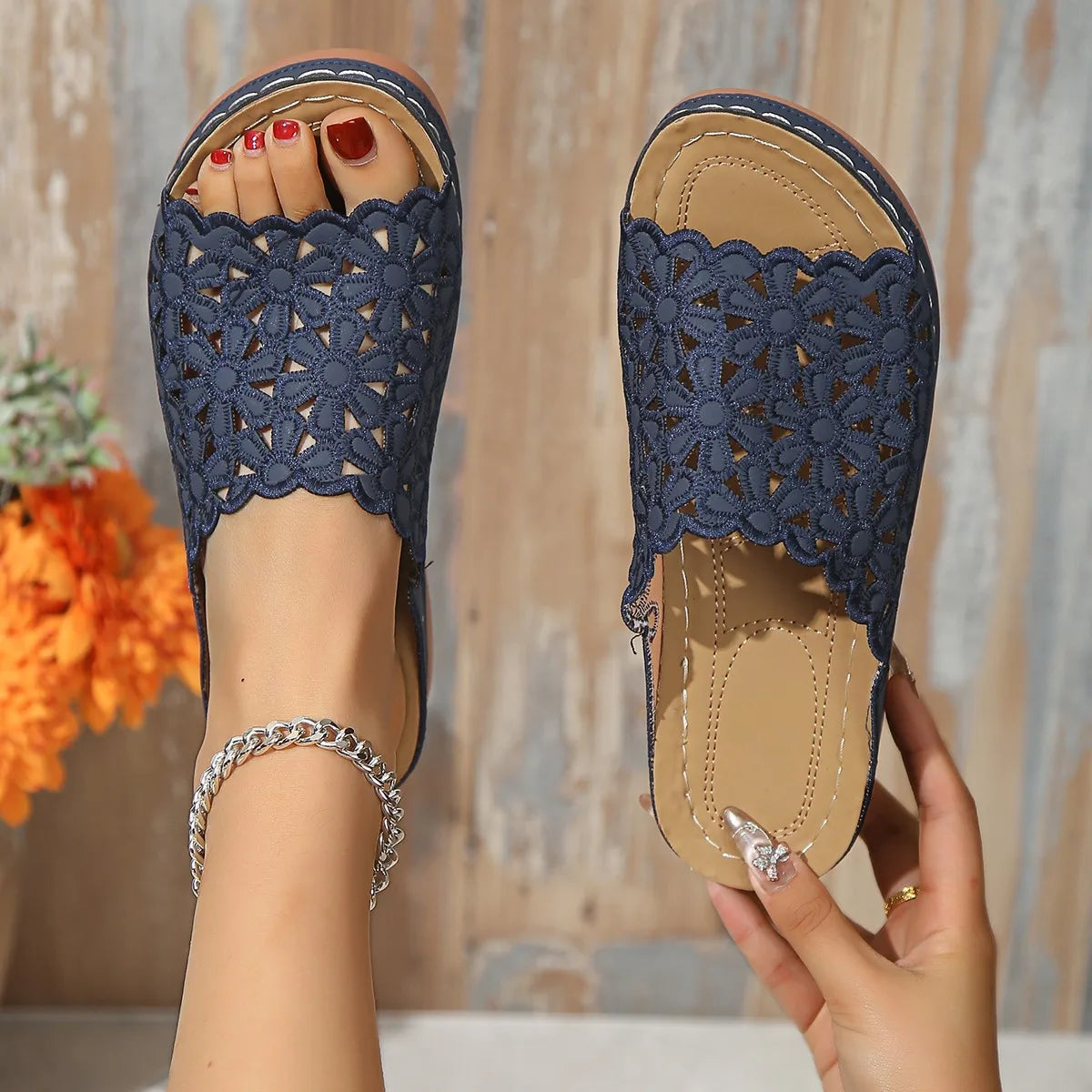 Women's Wedges Slippers Retro Hollow Out Flower Summer Platform Ladies Sandals Soft Comfortable Open Toe Slippers Slides Women