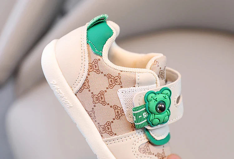 1 pairs Baby Shoes Spring New Baby Soft Sole Versatile  kid's Walking Shoes Little Bear Girls Sports Shoes Cartoon Casual Shoes