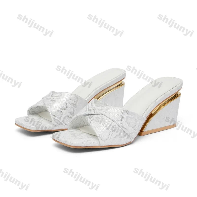 Women's Wedge Shoes 2026 Summer New Closed Toe Square Toe Casual Platforms Sandals Fashion Versatile Comfortable High Heels