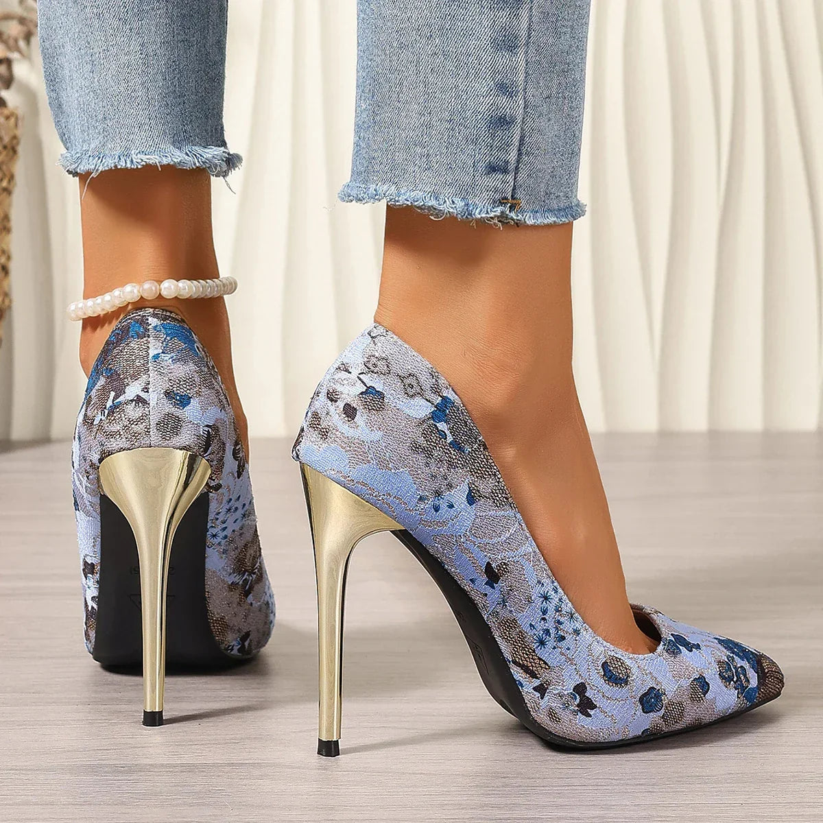 Fashion Show Sexy Shoes 2026 Spring Autumn New Embroidery Women's High Heel Pumps Stiletto Pointed Toe Large Size High Heels