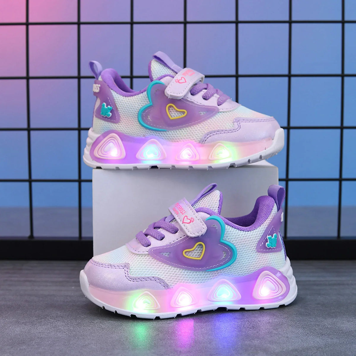 Girl Sneakers Children's Sports Shoes Mesh Love Luminous Children's Shoes Girls Sports Casual Shoes Kids Size 13 Shoes Girls