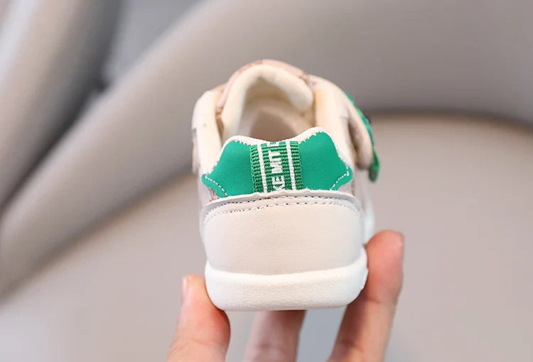 1 pairs Baby Shoes Spring New Baby Soft Sole Versatile  kid's Walking Shoes Little Bear Girls Sports Shoes Cartoon Casual Shoes