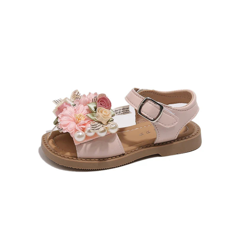 Girls' sandals, fairy-style beach shoes, summer new styles, pearl flower sandals with anti-slip soles, silver princess sandals