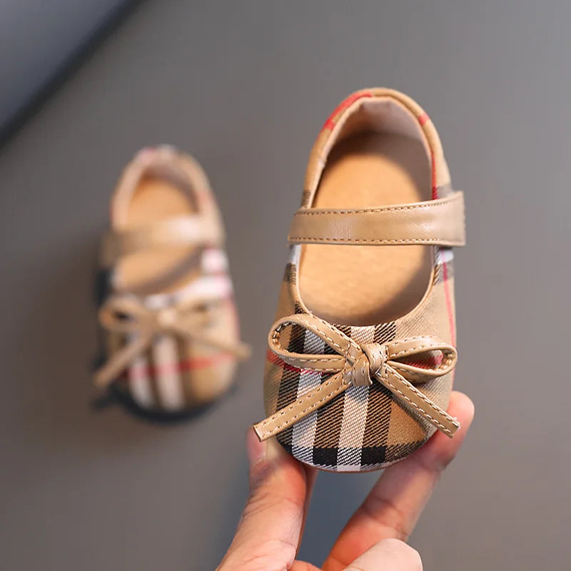 NEW Classic Winter Princess Shoes Baby Soft-solar Toddler Shoes Girl Children Plate Cloth Single Shoes 0-3 Years Old Bow Sandals