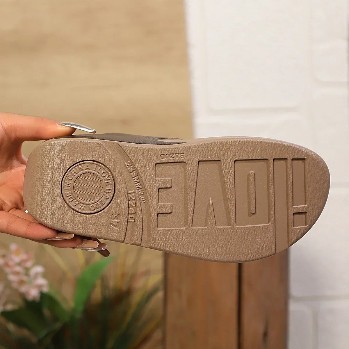 Women Bohemian Sandals Flip Flops Open Toe Sandals Summer Slippers Slides Casual Beach Shoes Retro Clip Toe Gladiator Sandals